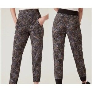 Athleta Trekkie North Jogger Sz 22 Plus Size Womens Athletic Stretch Workout NWT